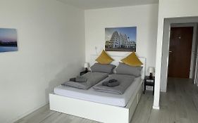 Helles, modernes Apartment A Neuss, grenzt an Düsseldorf